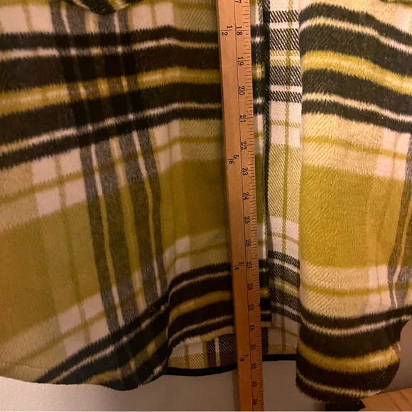 A.N.A Oversized Shacket, Chartreuse and black plaid, size large - Picture 4 of 6